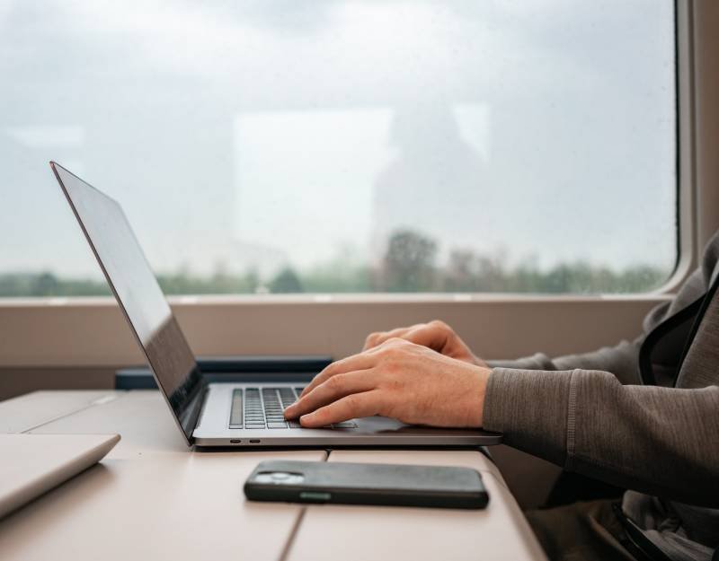 Boost Your Productivity When Travelling